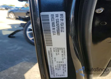 2023 Jeep Grand Wagoneer Series Iii z USA, uszkodzony, nr VIN 1C4SJVGP3PS504501